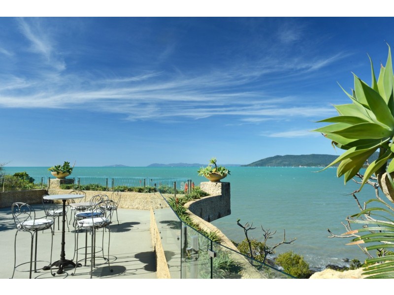 Botanica House, Botanica Estate, Cannonvale QLD 4802