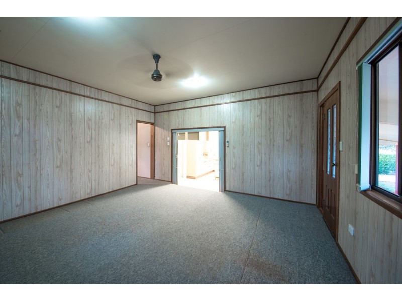 4 Burton Street, Midge Point QLD 4799