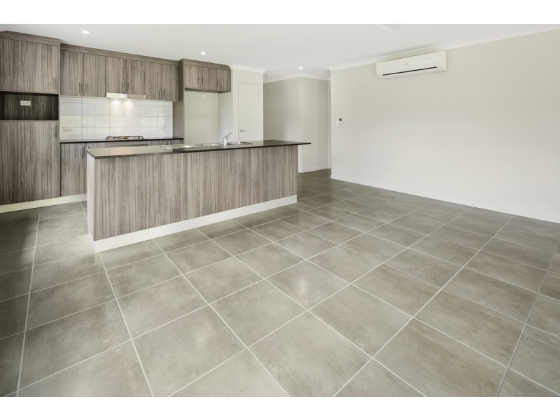 12 Sunset Drive, Jubilee Pocket QLD 4802