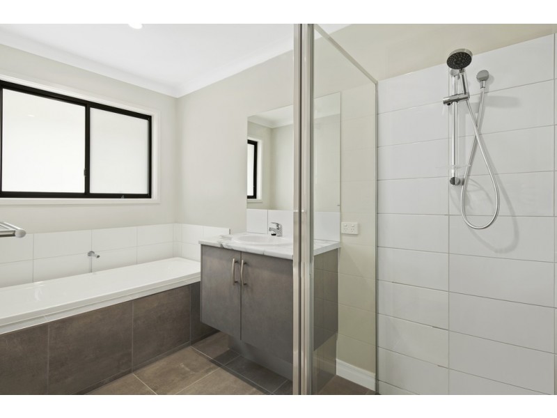 12 Sunset Drive, Jubilee Pocket QLD 4802