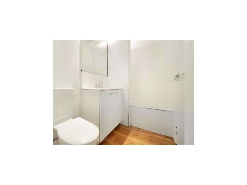 16/28 Island Drive, Cannonvale QLD 4802