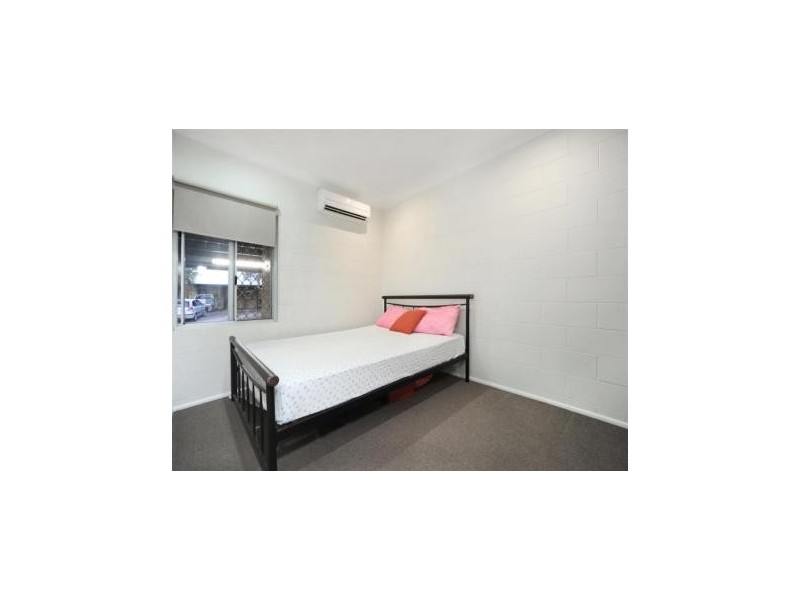 16/28 Island Drive, Cannonvale QLD 4802