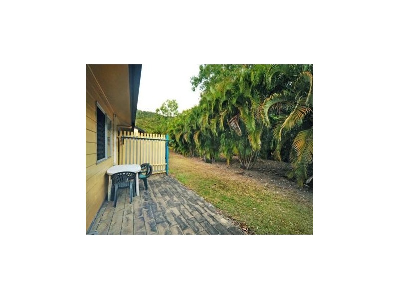 16/28 Island Drive, Cannonvale QLD 4802