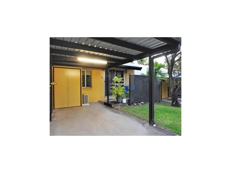 16/28 Island Drive, Cannonvale QLD 4802
