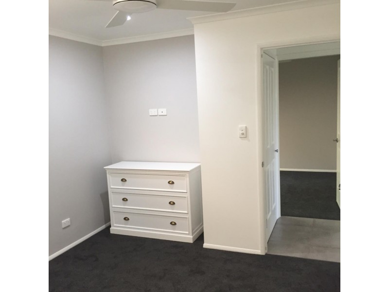2/9 Macarthur Drive, Cannonvale QLD 4802