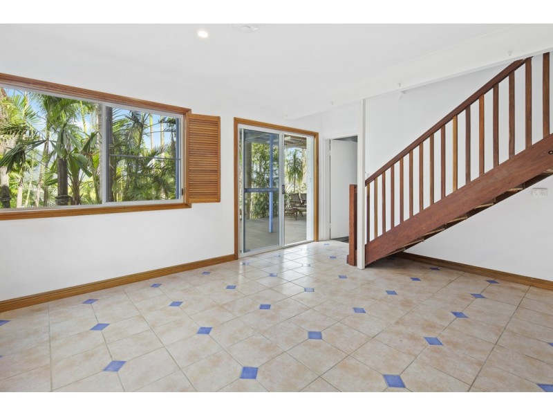 12 Panoramic Court, Cannonvale QLD 4802