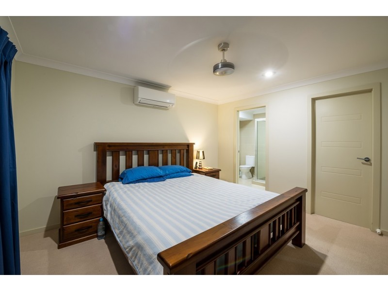 31 Endeavour Circuit, Cannonvale QLD 4802