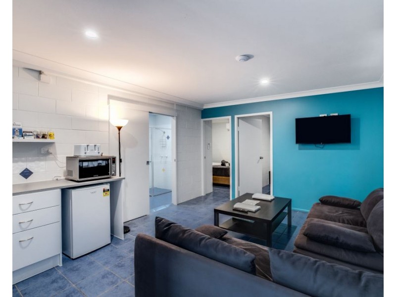 346 Shute Harbour Road, Airlie Beach QLD 4802
