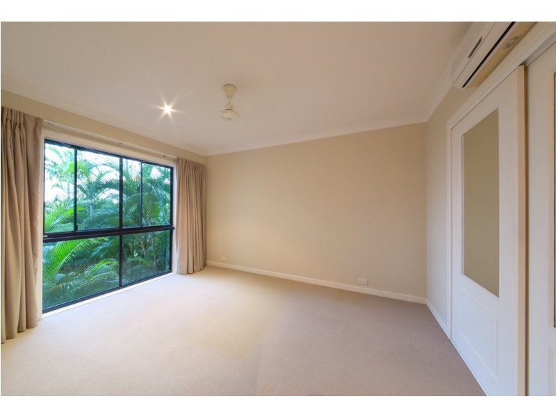 17 Woodwark Crescent, Cannonvale QLD 4802