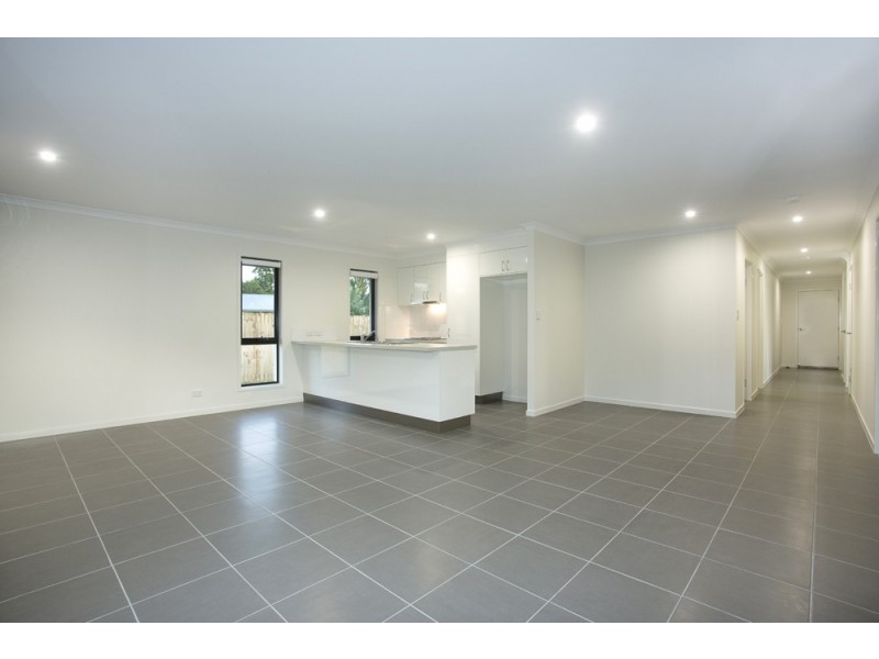 54 Macarthur Drive, Cannonvale QLD 4802