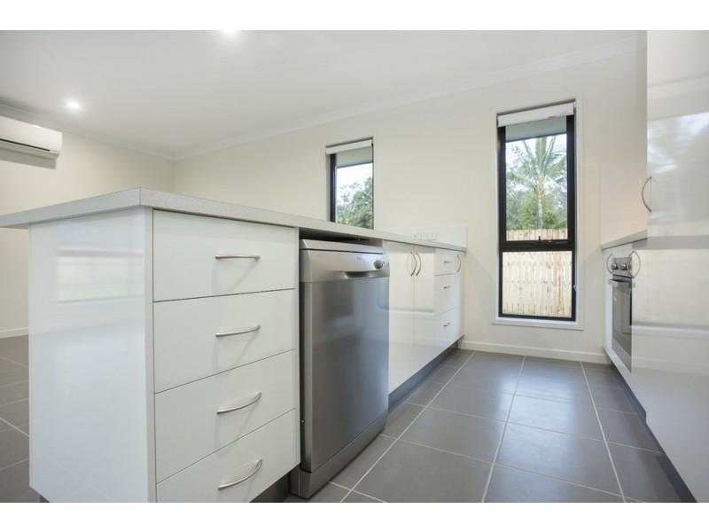 54 Macarthur Drive, Cannonvale QLD 4802