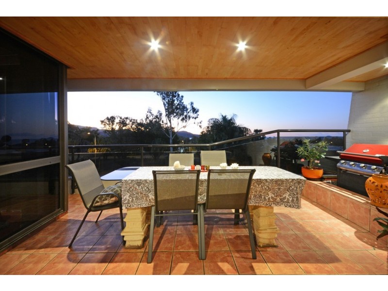 109/2 Eshelby Drive, Cannonvale QLD 4802