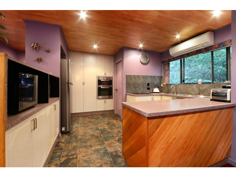 109/2 Eshelby Drive, Cannonvale QLD 4802