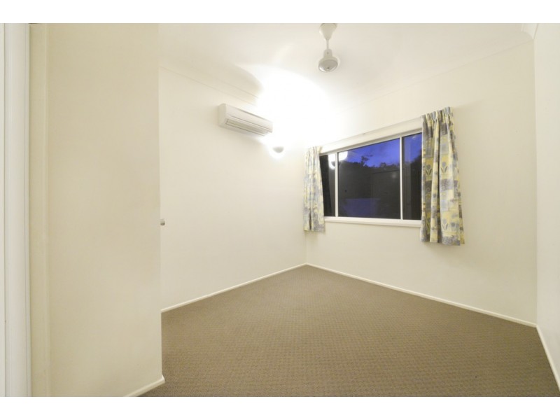 20/20 Island Drive, Cannonvale QLD 4802