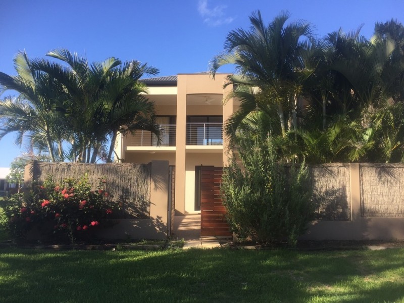 44 Abell Road, Cannonvale QLD 4802