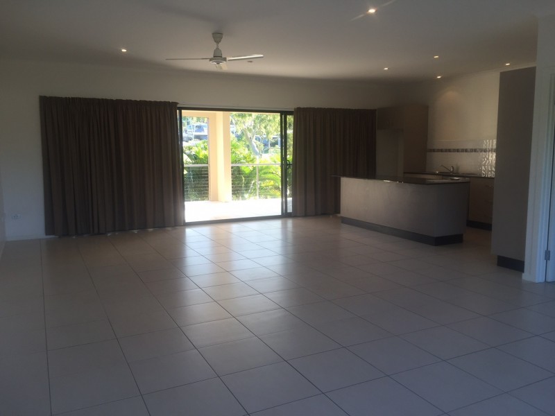 44 Abell Road, Cannonvale QLD 4802