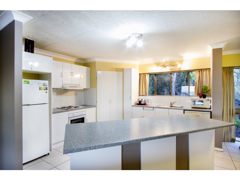 29/2 Eshelby Drive, Cannonvale QLD 4802