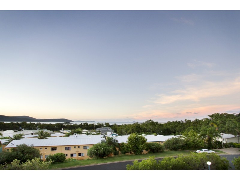 29/2 Eshelby Drive, Cannonvale QLD 4802