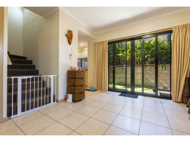 9/164 Shute Harbour Road, Cannonvale QLD 4802