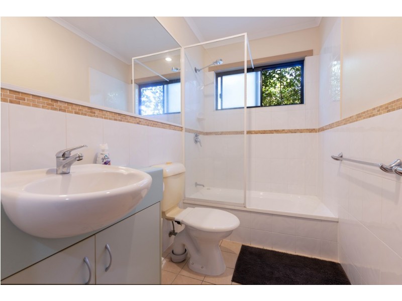 9/164 Shute Harbour Road, Cannonvale QLD 4802