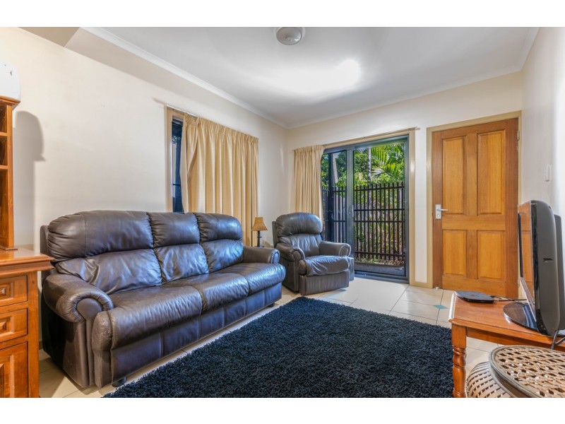 9/164 Shute Harbour Road, Cannonvale QLD 4802