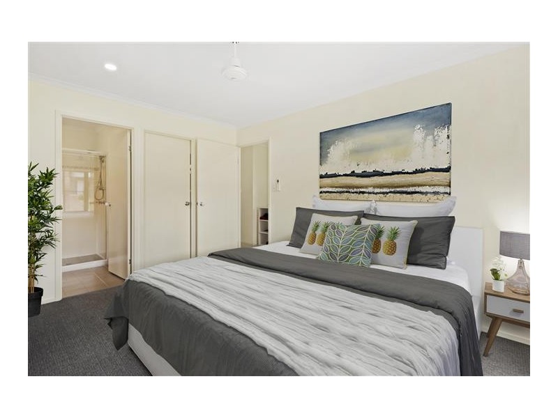 9 Links Drive, Cannonvale QLD 4802