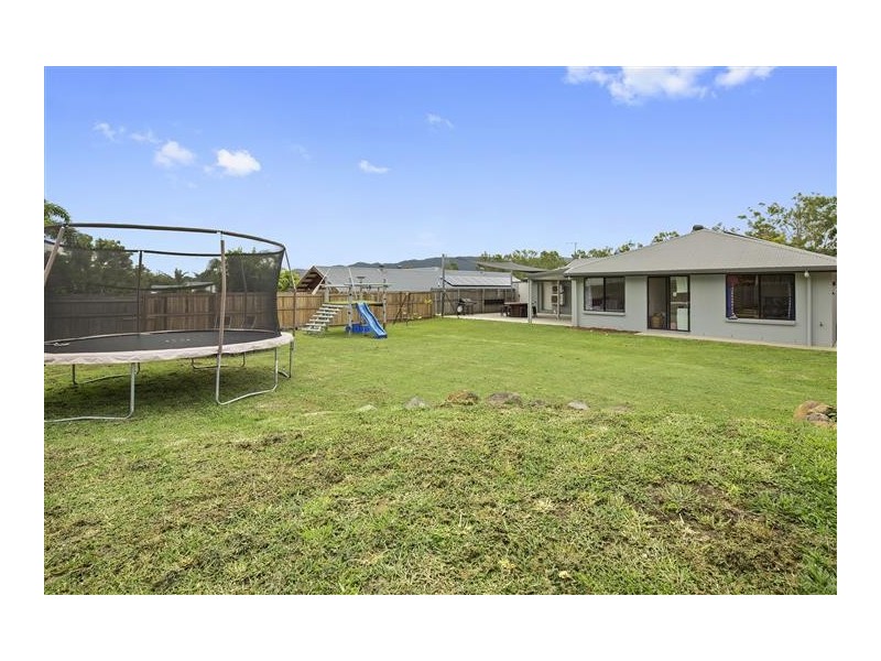 9 Links Drive, Cannonvale QLD 4802