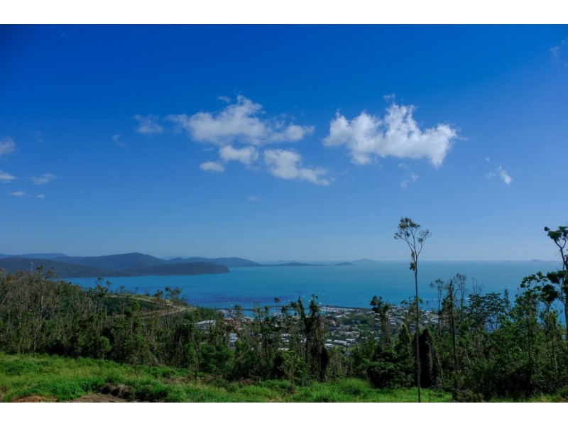 43 Mount Whitsunday Drive, Airlie Beach QLD 4802