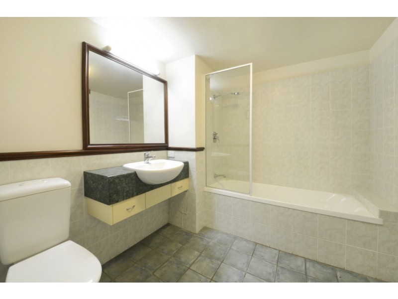 9/4 Golden Orchid Drive, Airlie Beach QLD 4802