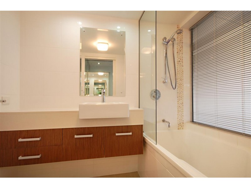 6/18 Seaview Drive, Airlie Beach QLD 4802