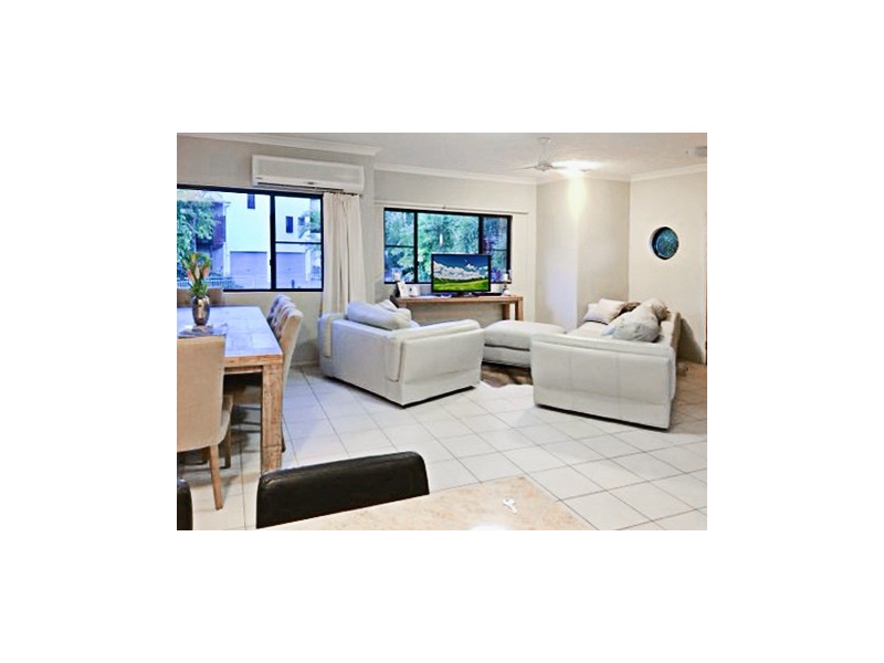 4/14 Altmann Avenue, Cannonvale QLD 4802
