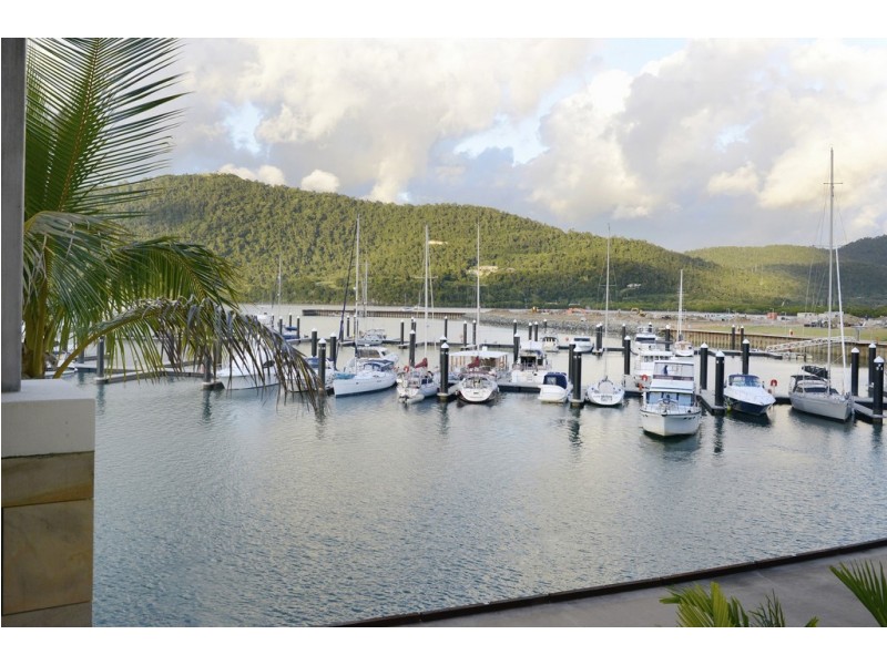 304/33 Port Drive, Airlie Beach QLD 4802