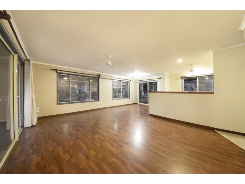 33 Sandpiper Crescent, Jubilee Pocket QLD 4802