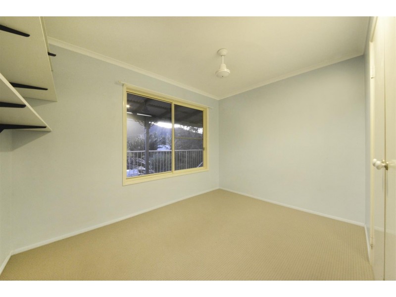 33 Sandpiper Crescent, Jubilee Pocket QLD 4802