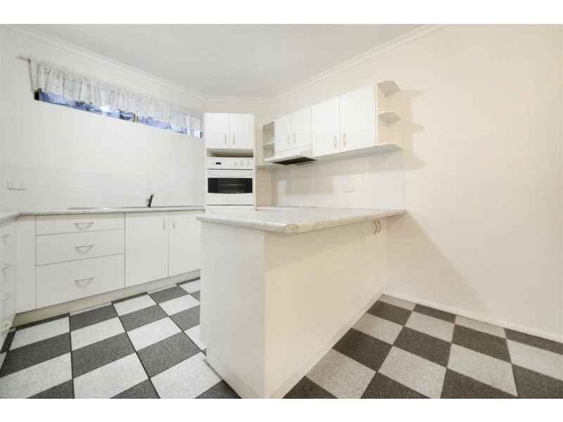 33 Sandpiper Crescent, Jubilee Pocket QLD 4802