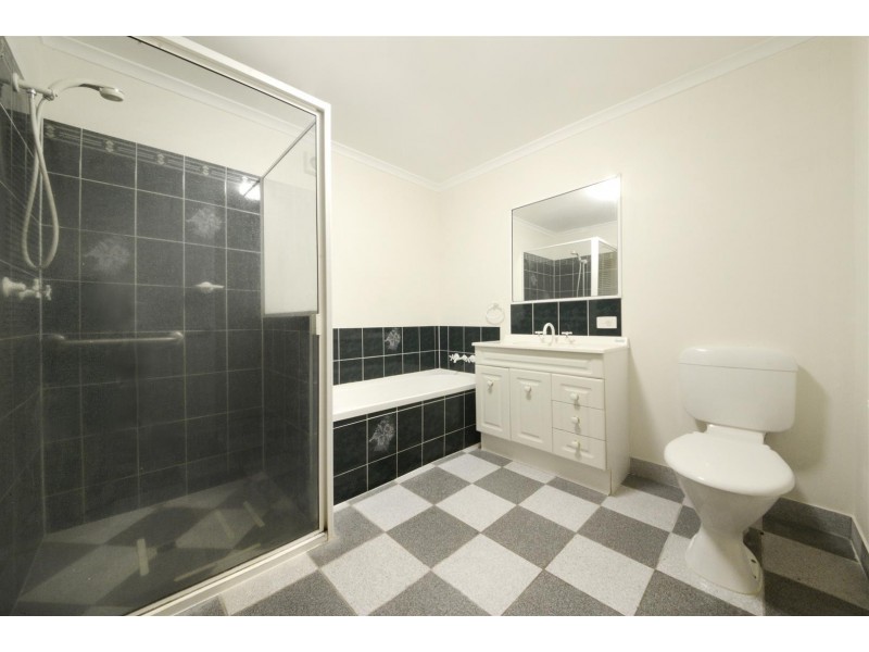 33 Sandpiper Crescent, Jubilee Pocket QLD 4802