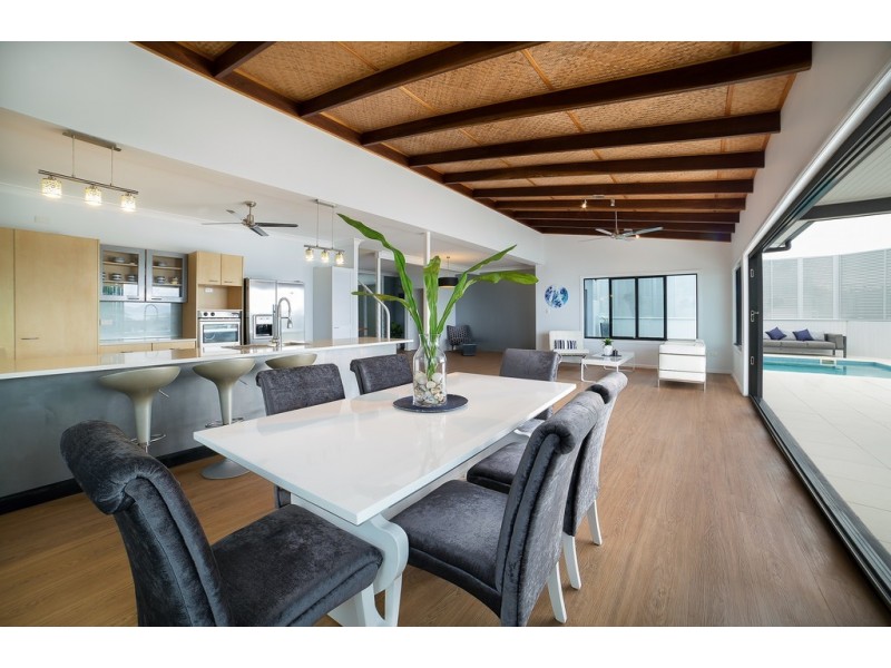 35 – 37 Harbour Avenue, Shute Harbour QLD 4802