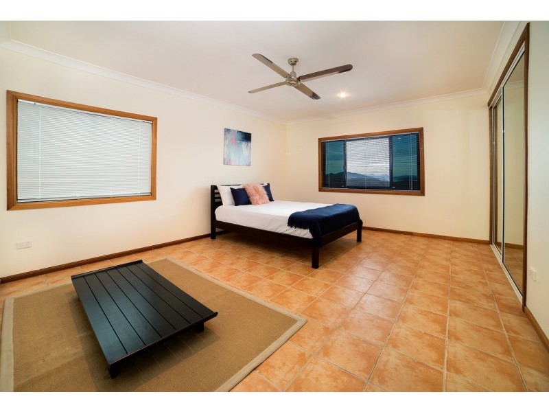 35 – 37 Harbour Avenue, Shute Harbour QLD 4802