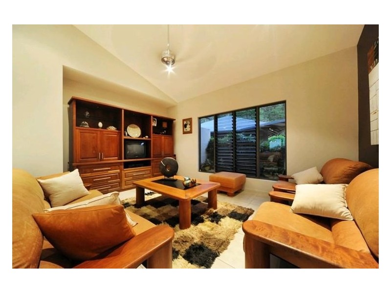 12 Bellview Close, Cannon Valley QLD 4800