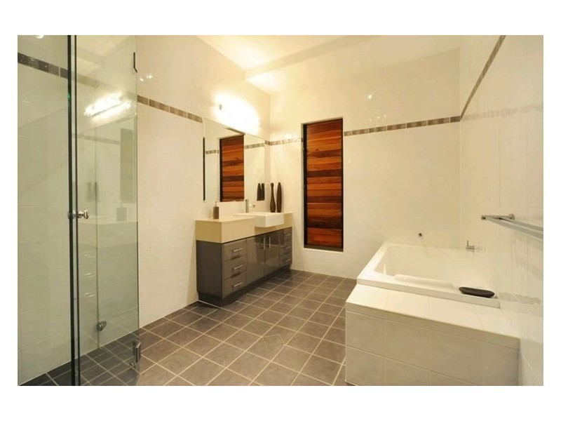 12 Bellview Close, Cannon Valley QLD 4800