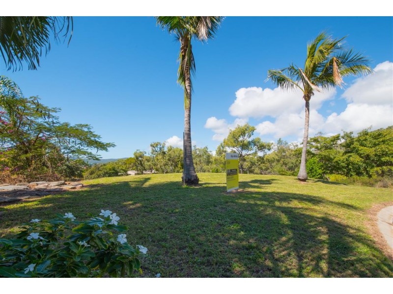 5 Rattray Avenue, Hideaway Bay QLD 4800