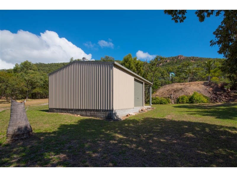 5 Rattray Avenue, Hideaway Bay QLD 4800