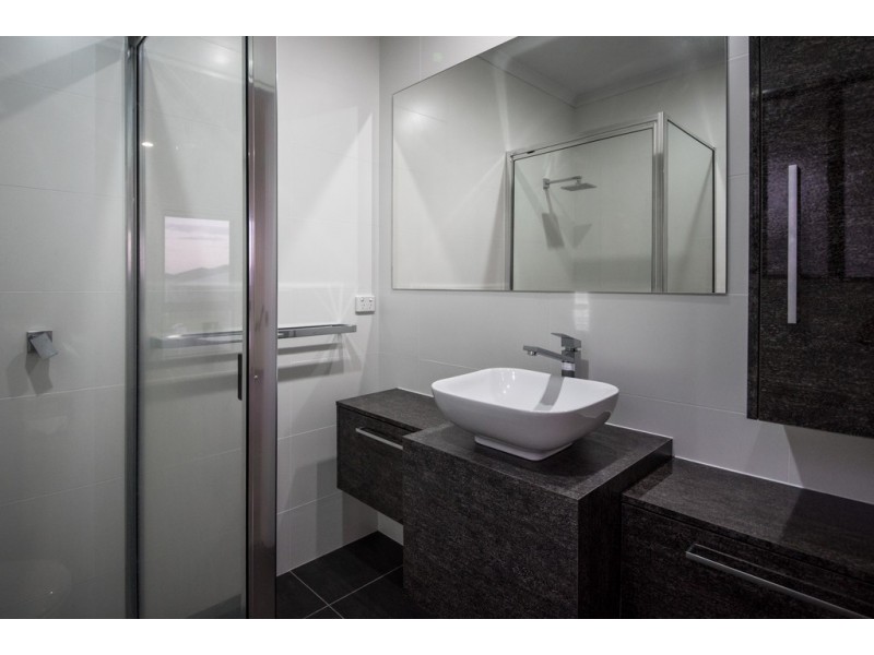 4 Flinders Court, Cannonvale QLD 4802