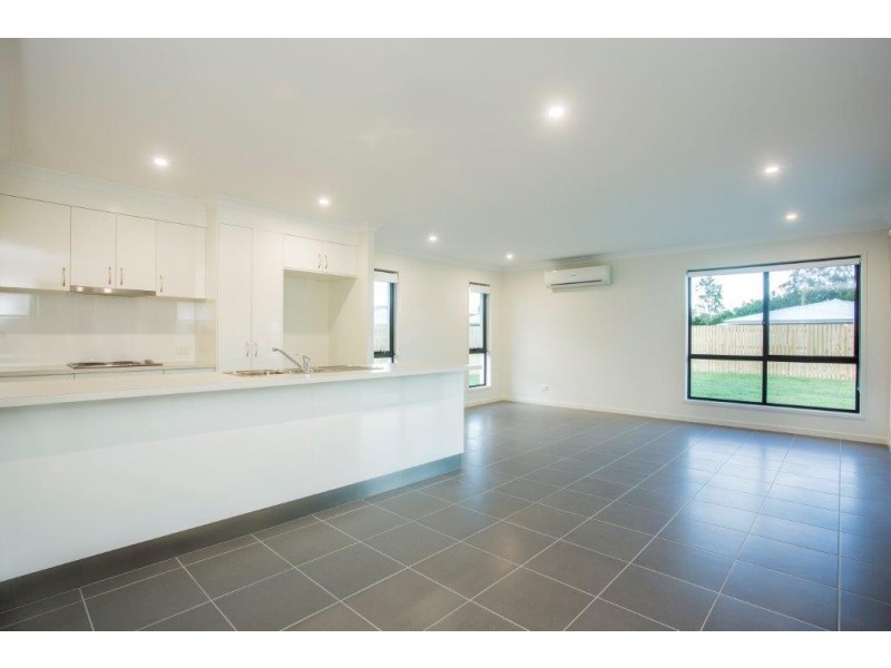 15 Olivia Street, Cannonvale QLD 4802