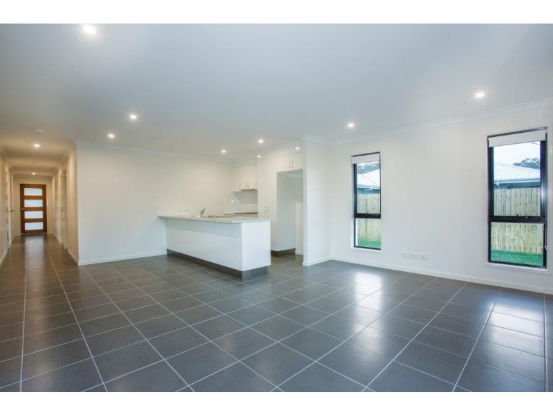 15 Olivia Street, Cannonvale QLD 4802