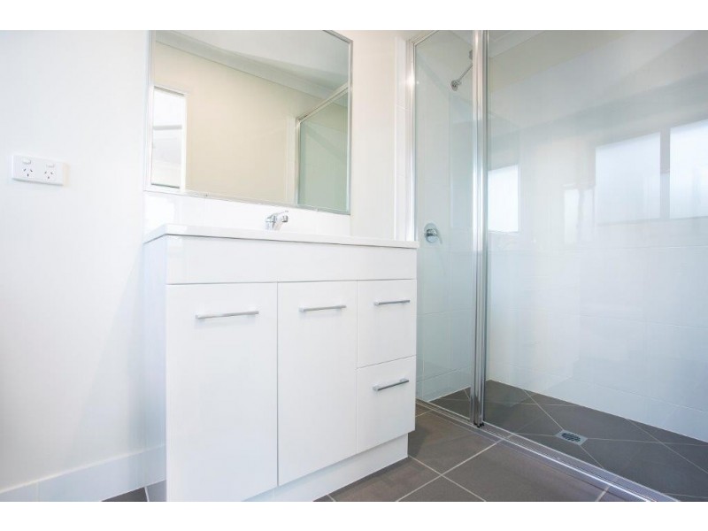 15 Olivia Street, Cannonvale QLD 4802
