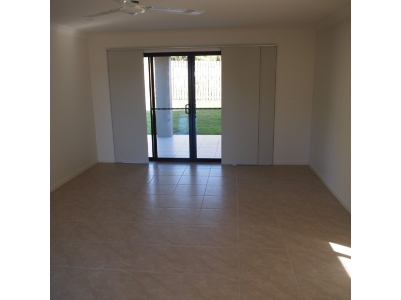 1/47 Endeavour Circuit, Cannonvale QLD 4802