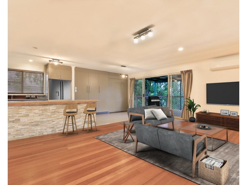 11 Macona Crescent, Cannonvale QLD 4802