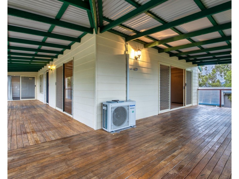 11 Macona Crescent, Cannonvale QLD 4802
