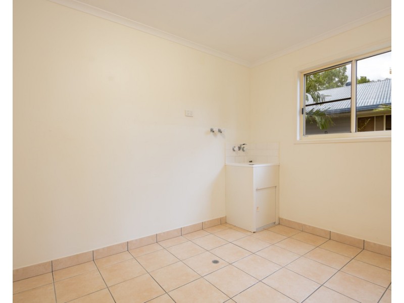 11 Macona Crescent, Cannonvale QLD 4802
